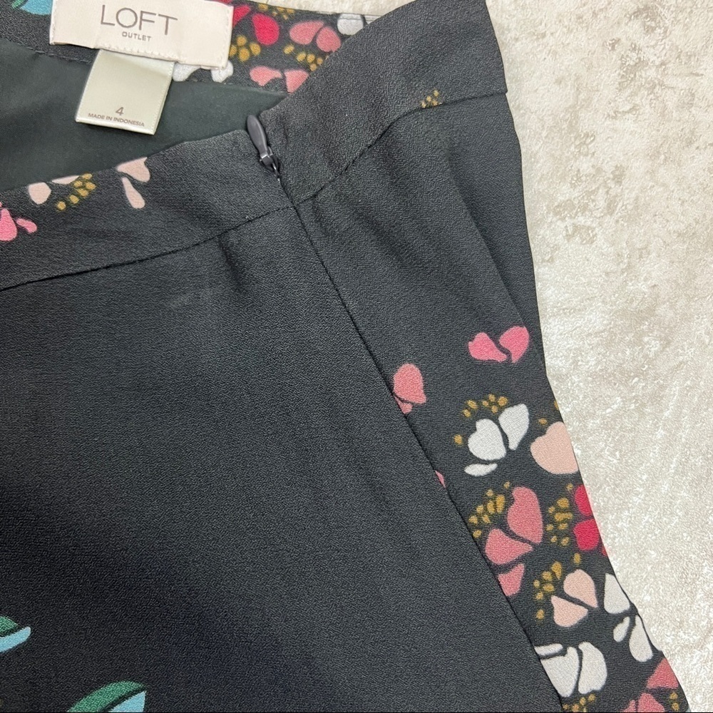 Loft outlet floral tiered skirt size 4 ruffled swing skirt - Picture 4 of 8